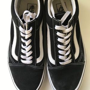 Vans old skool shoes